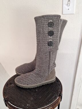 UGG Cardy Gray Knit Button Up Sweater Boots Women Size 7
